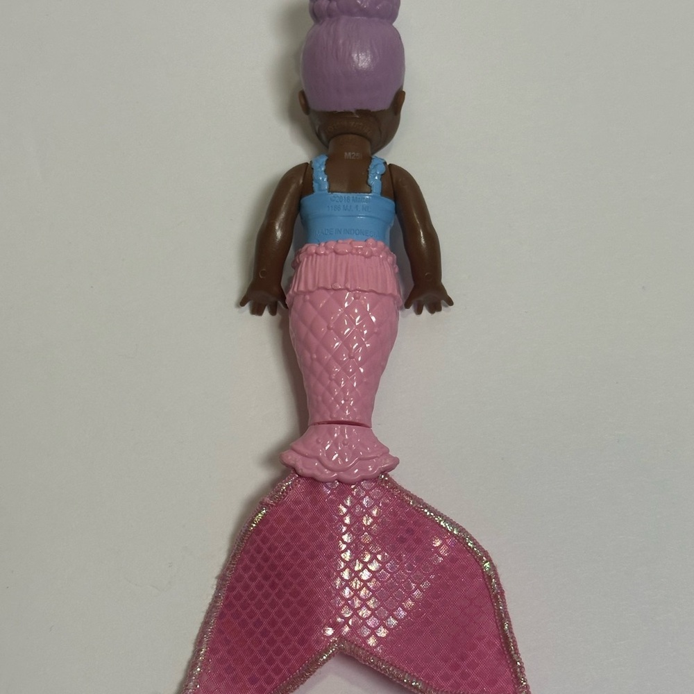 Barbie Dreamtopia Surprise Mermaid doll bundle - Picture 7 of 7